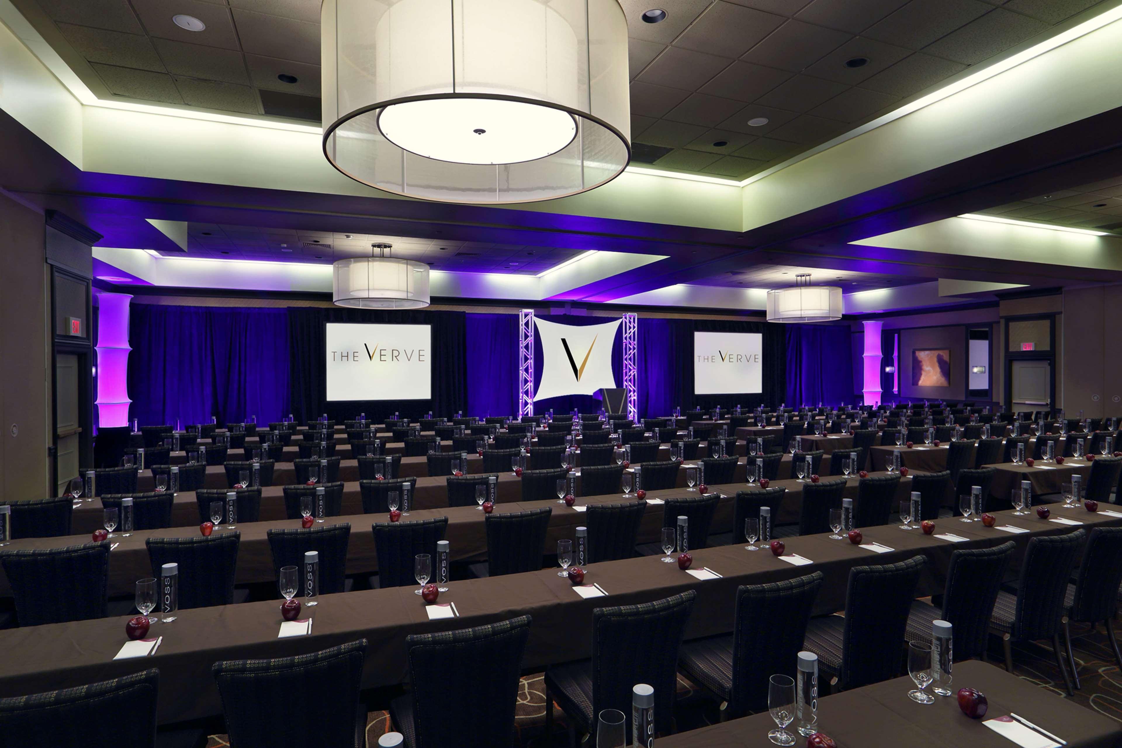 The Verve Boston Natick, Tapestry Collection By Hilton Esterno foto