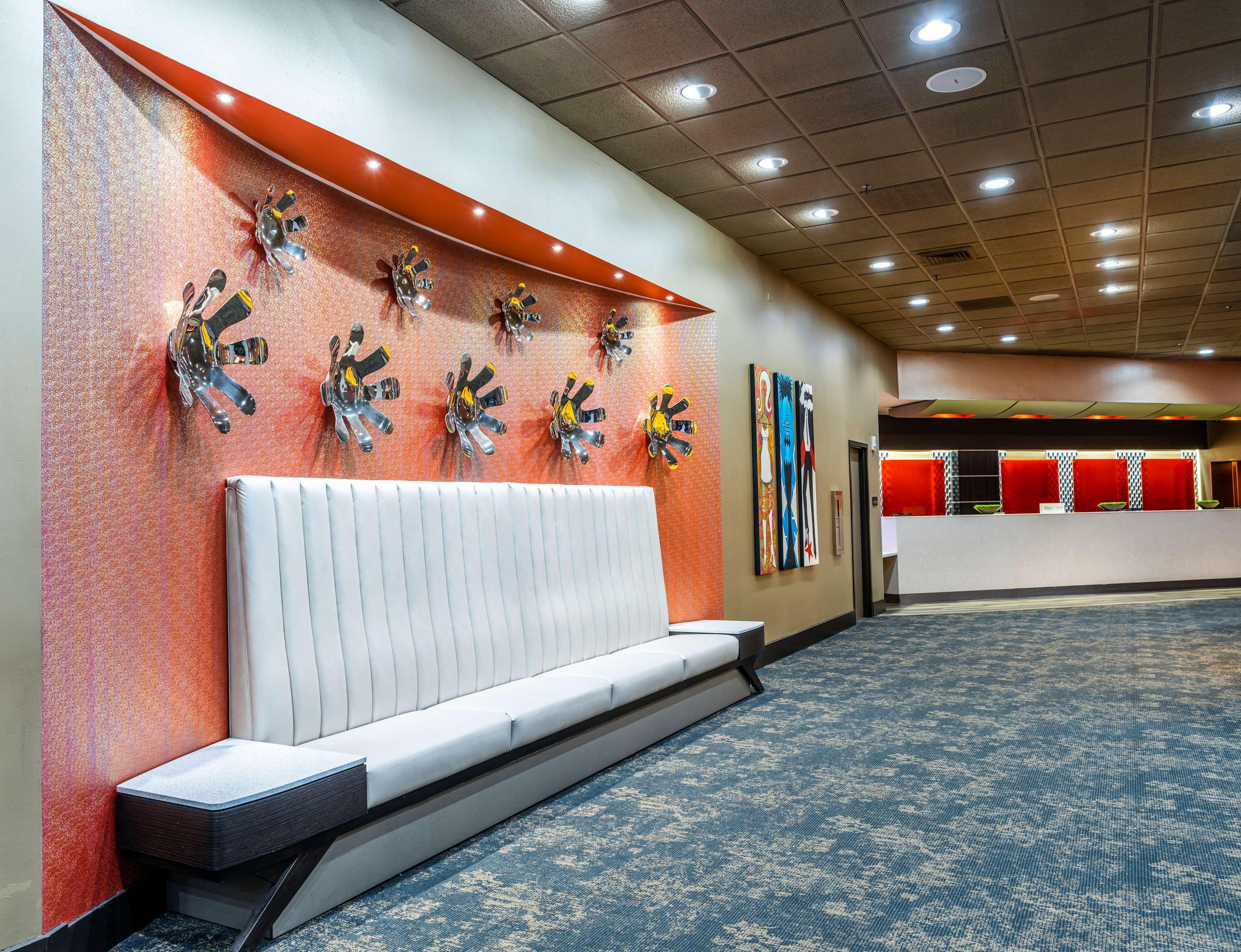 The Verve Boston Natick, Tapestry Collection By Hilton Esterno foto
