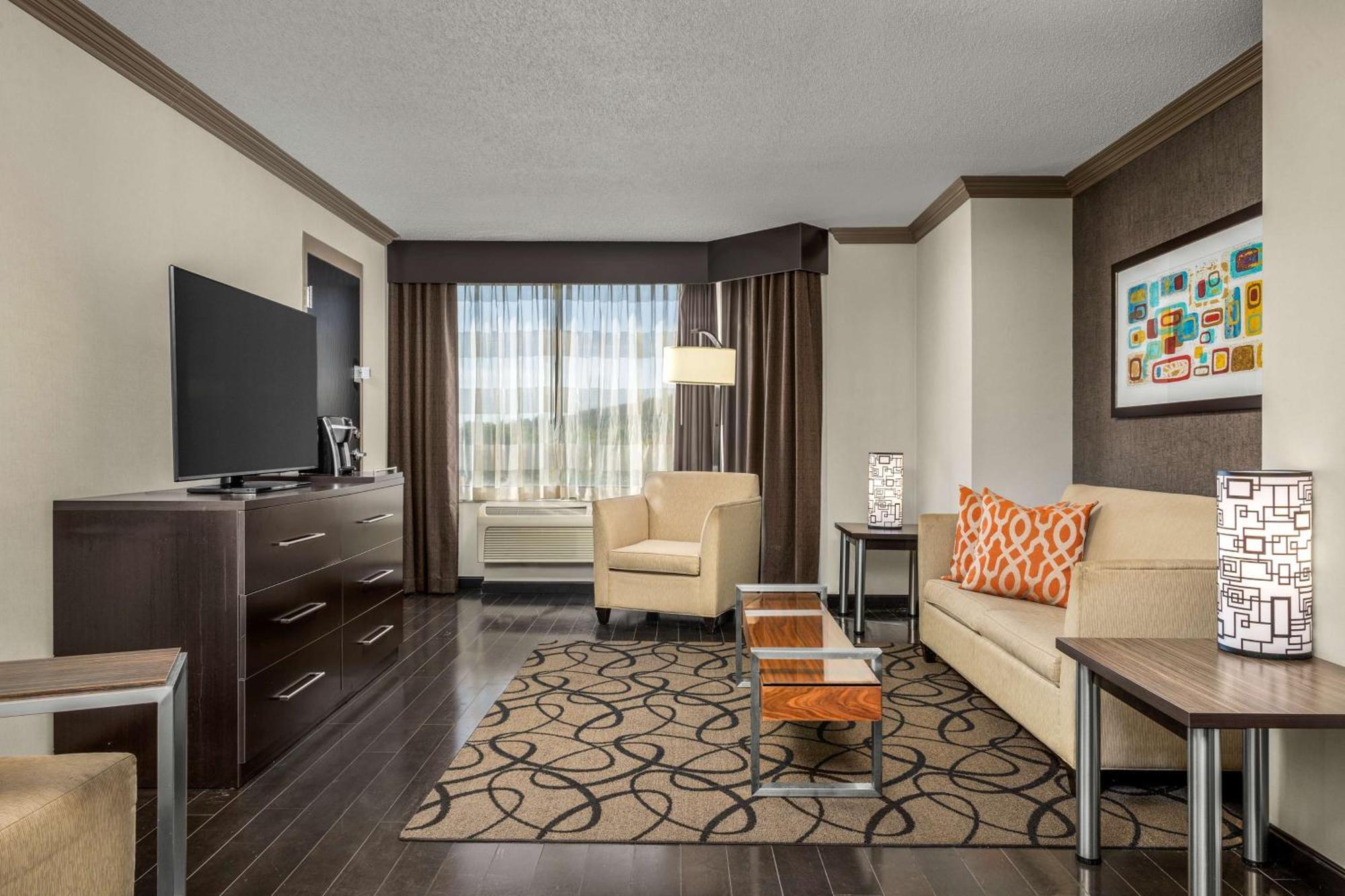 The Verve Boston Natick, Tapestry Collection By Hilton Esterno foto