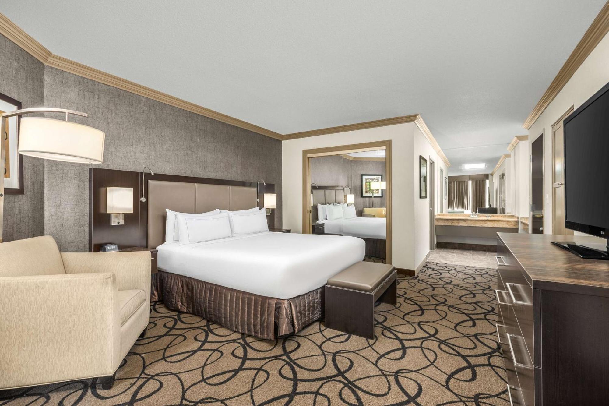 The Verve Boston Natick, Tapestry Collection By Hilton Esterno foto