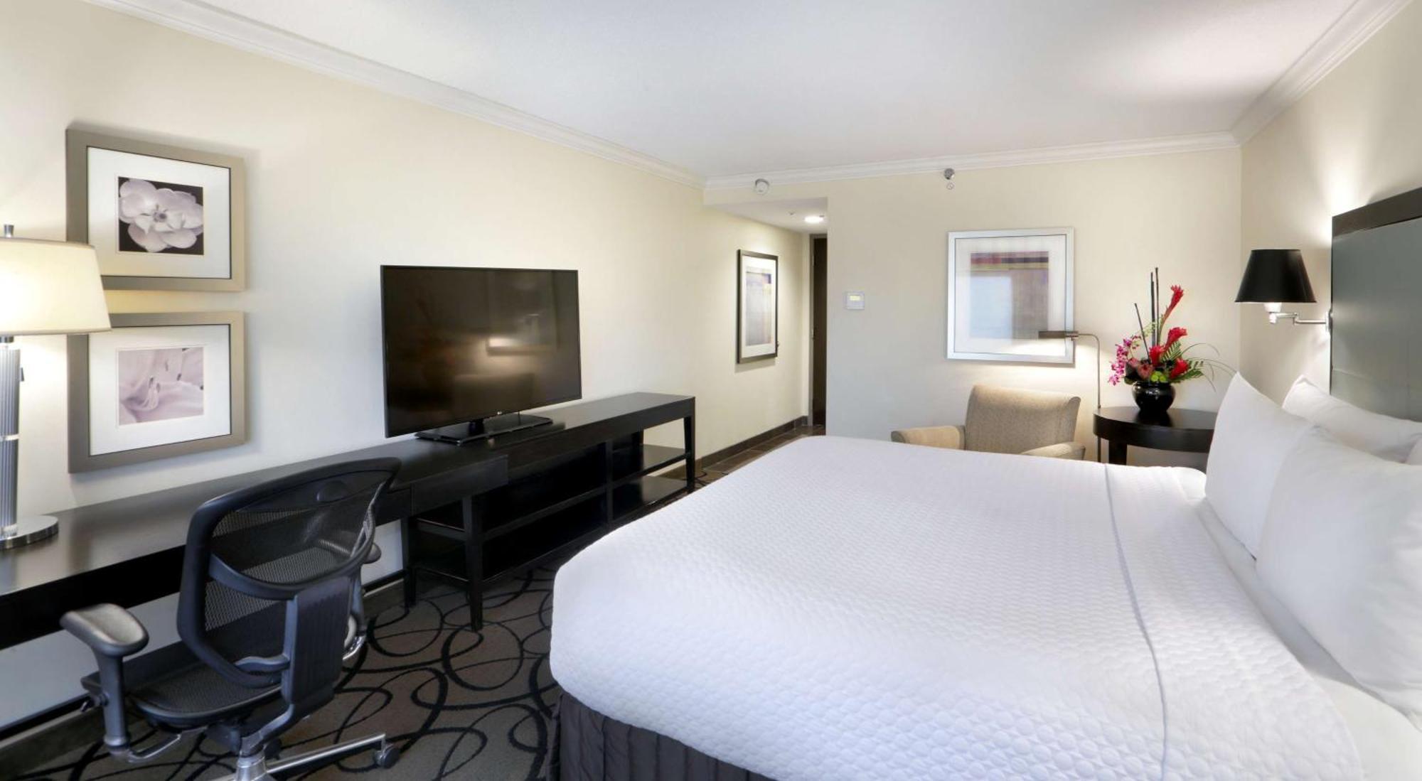 The Verve Boston Natick, Tapestry Collection By Hilton Esterno foto