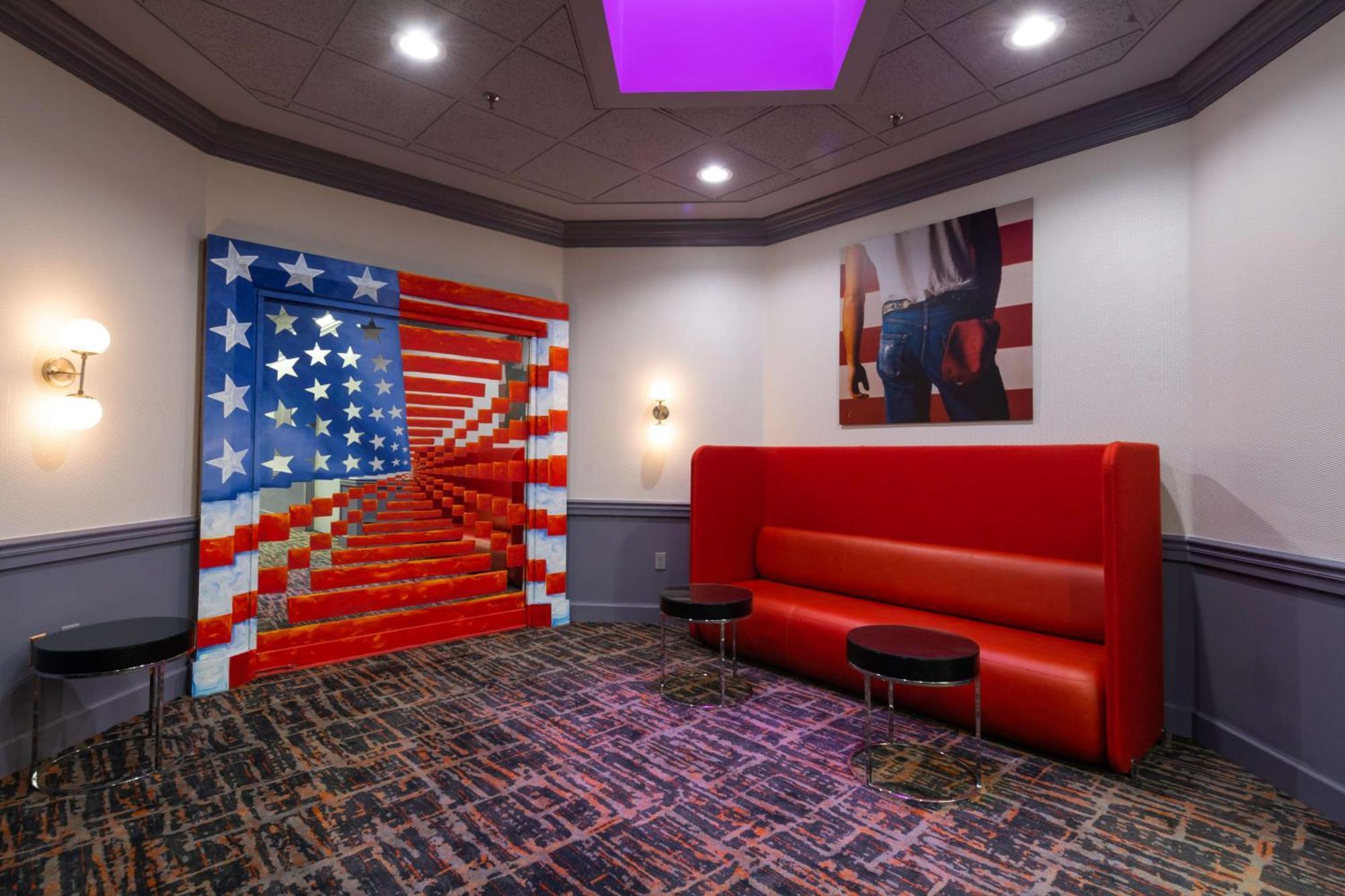 The Verve Boston Natick, Tapestry Collection By Hilton Esterno foto